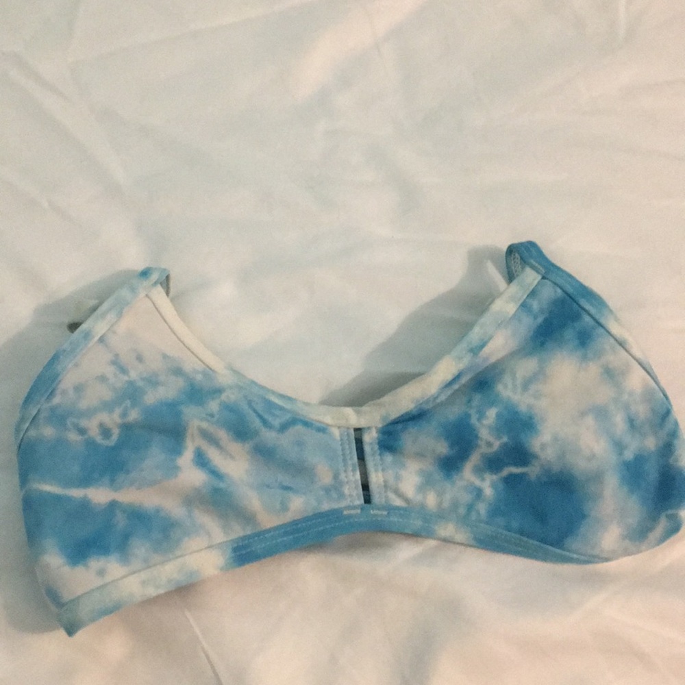 Jolyn bikini top size small